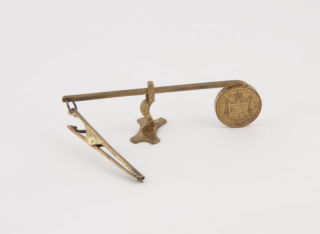 Bismar-type Post Office Scales