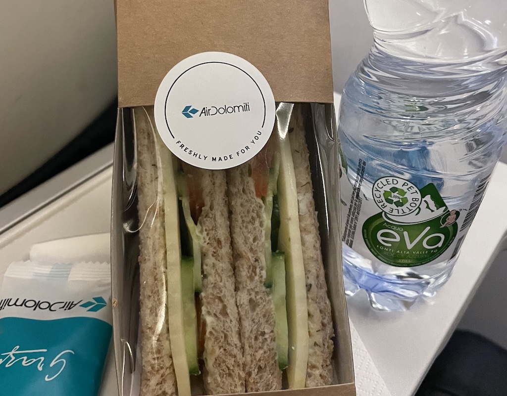 Air Dolomiti food