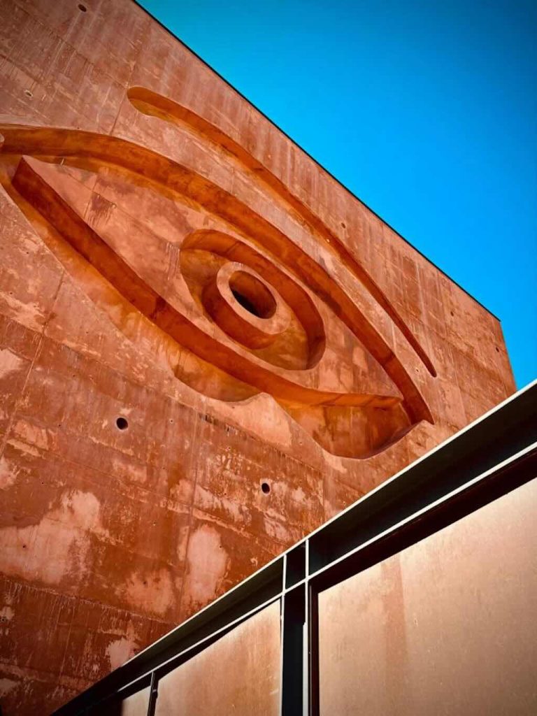 la-almazara-eye