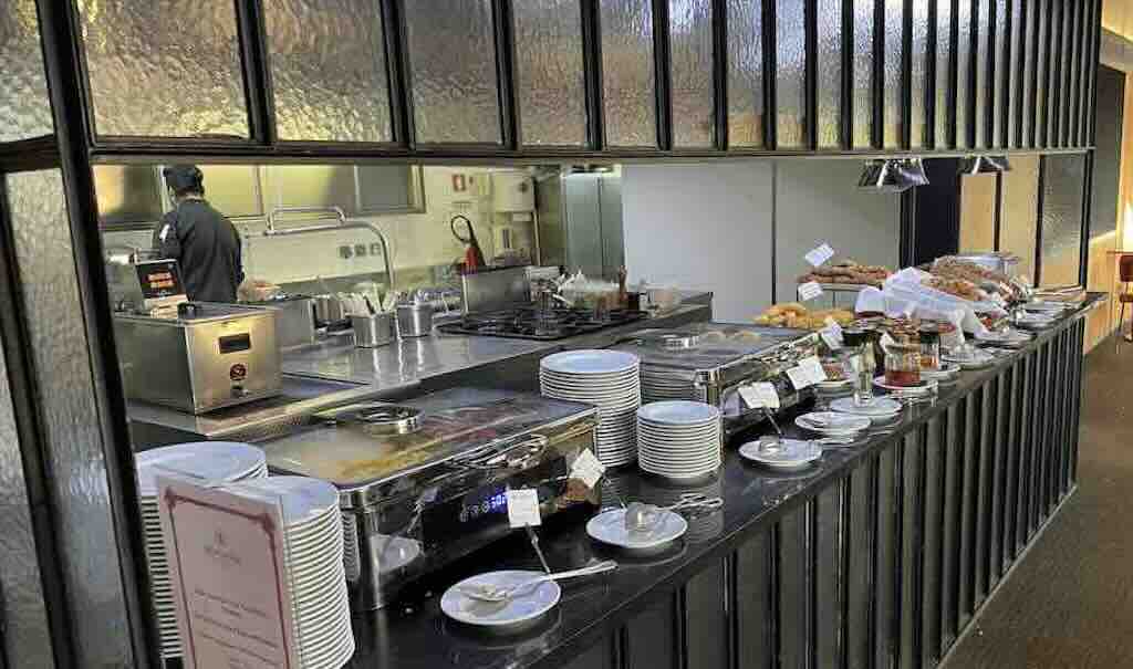 pessoa-breakfast-1