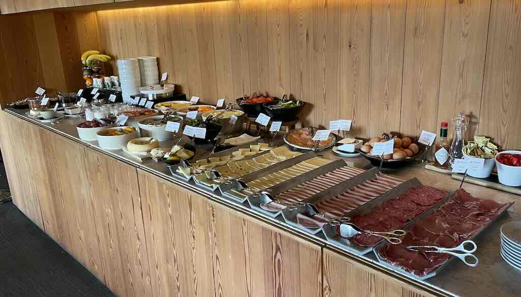 pessoa-breakfast-2