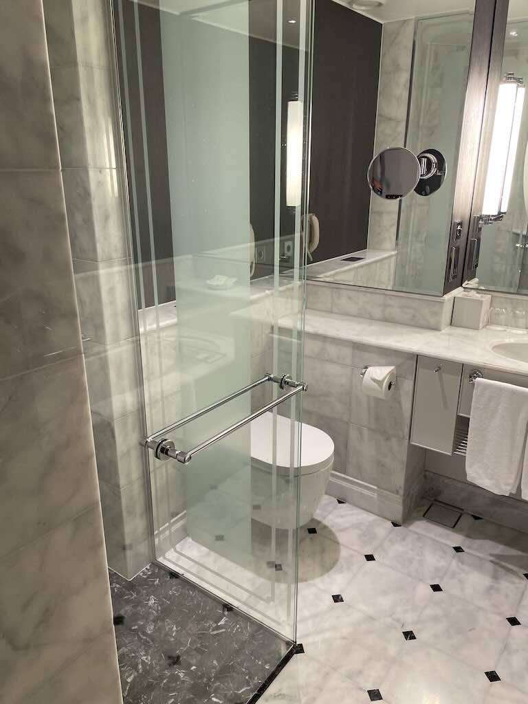 helsinki-kemp-bath1