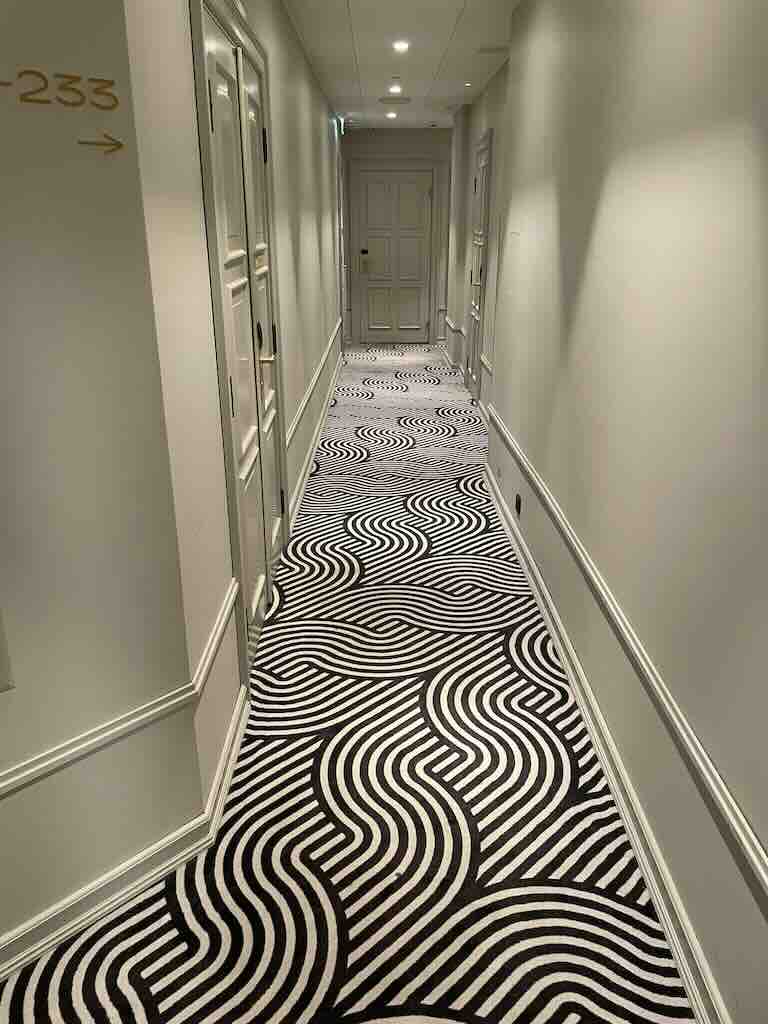 helsinki-torni-corridor