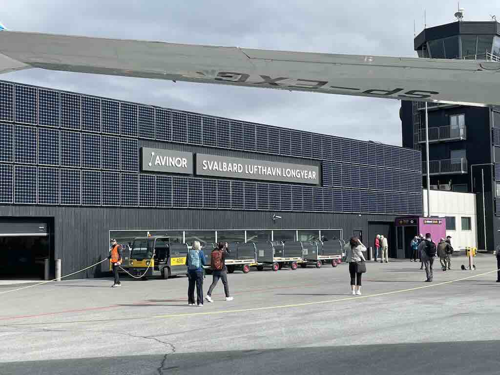 longyearbyen-arrivals