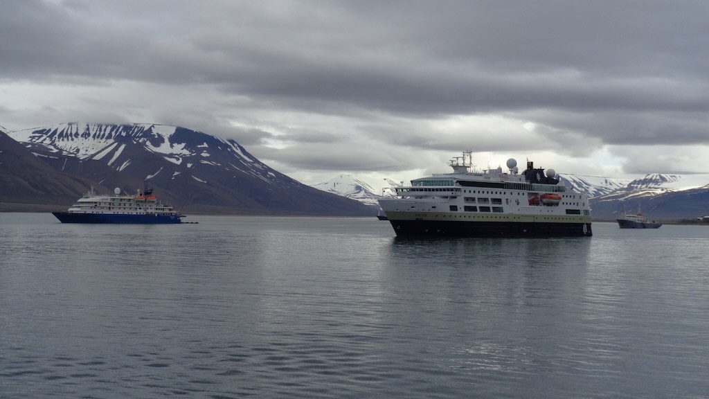 longyearbyen-port