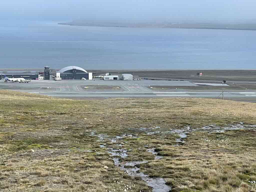 svalbard-airport