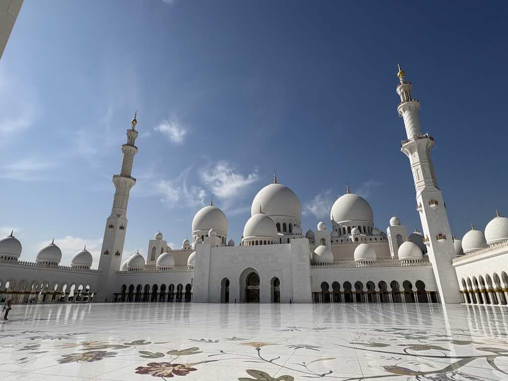 abu-dhabi-grand-mosque