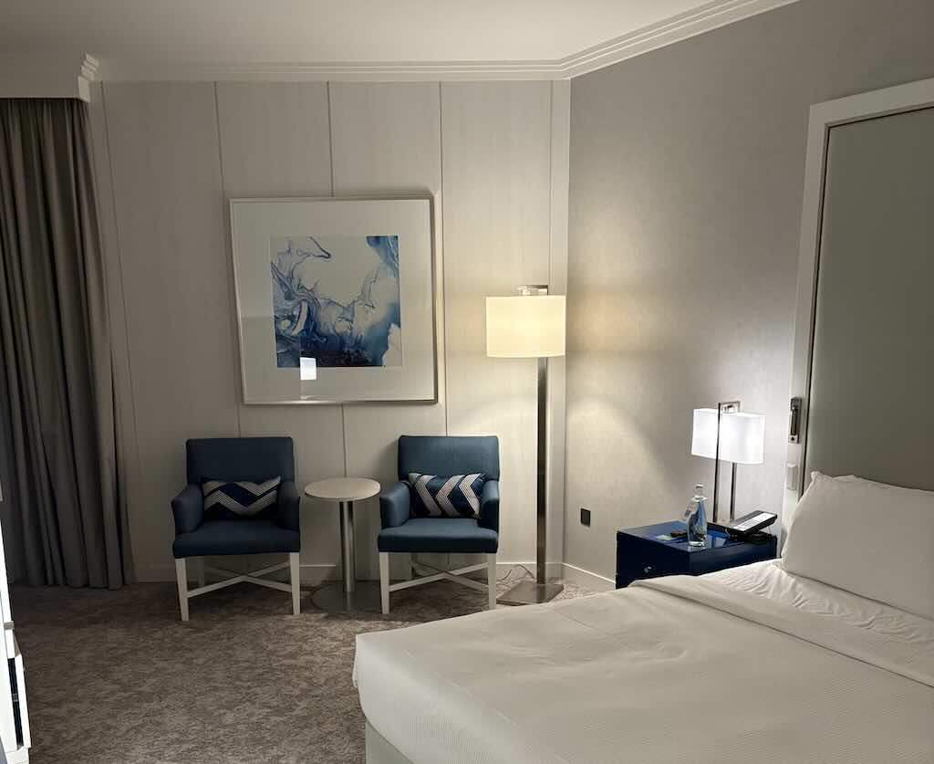 beach-rotana-bedroom