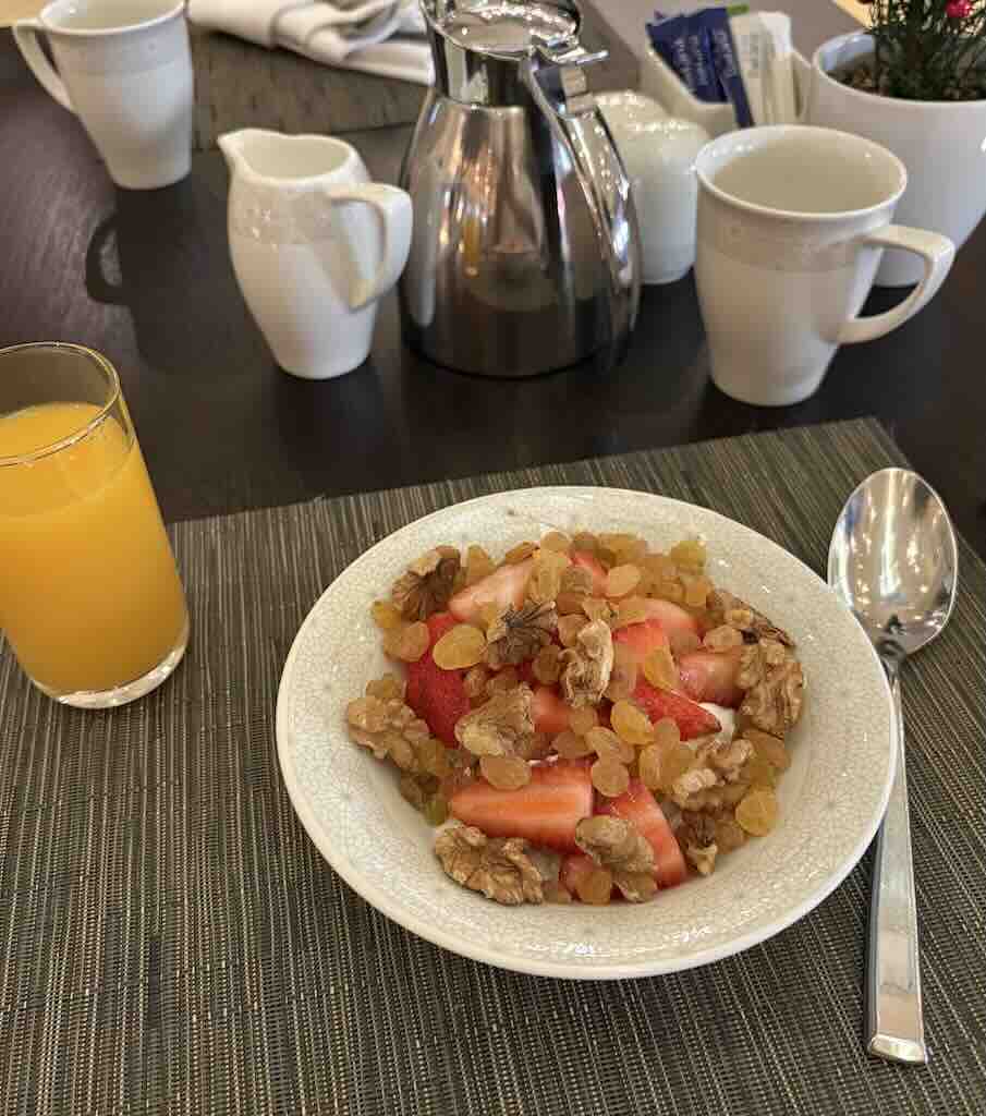 beach-rotana-breakfast5