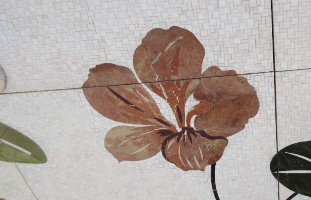 grand-mosque-flower-detail