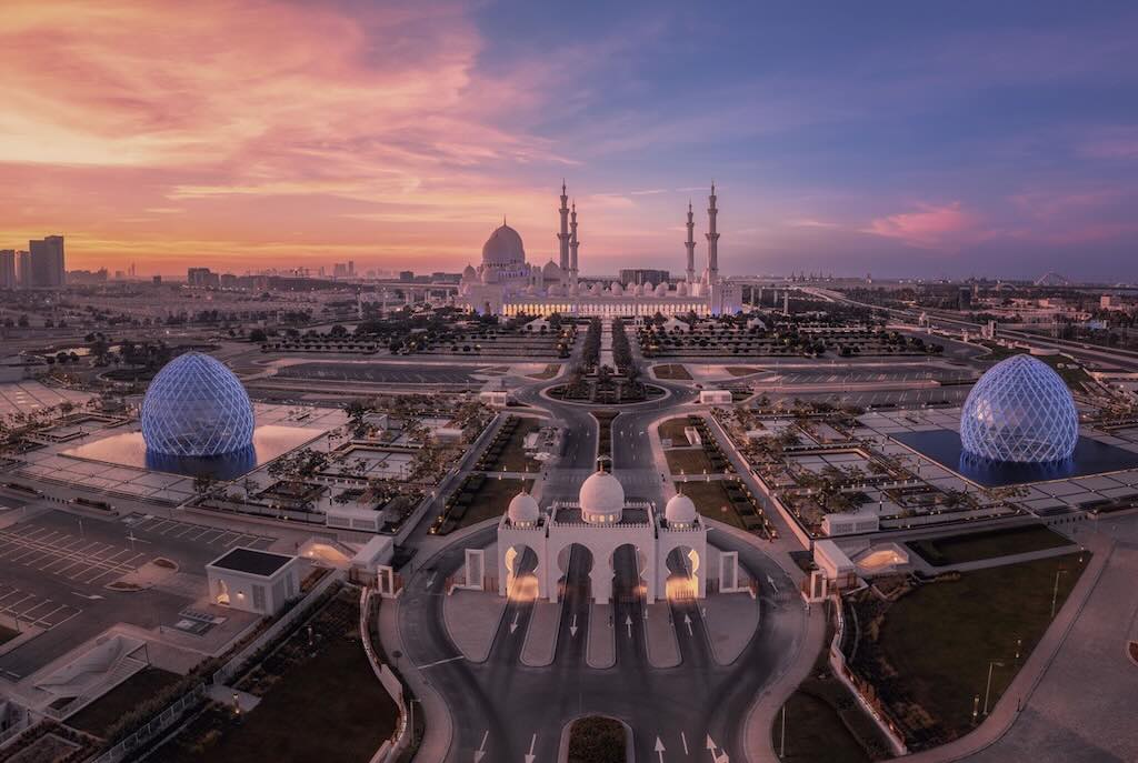 mosque-abu-dhabi-evening