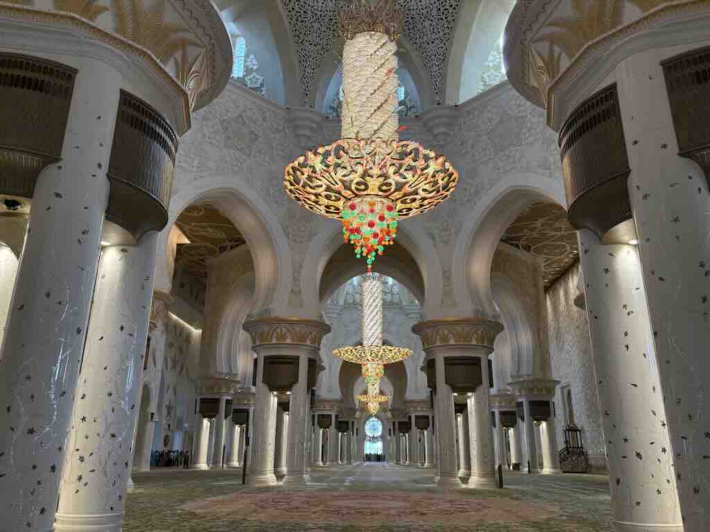 mosque-main-prayer-hall