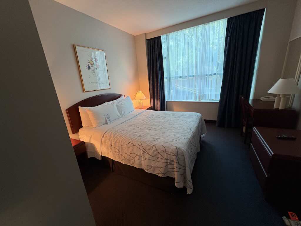 rosedale-bedroom