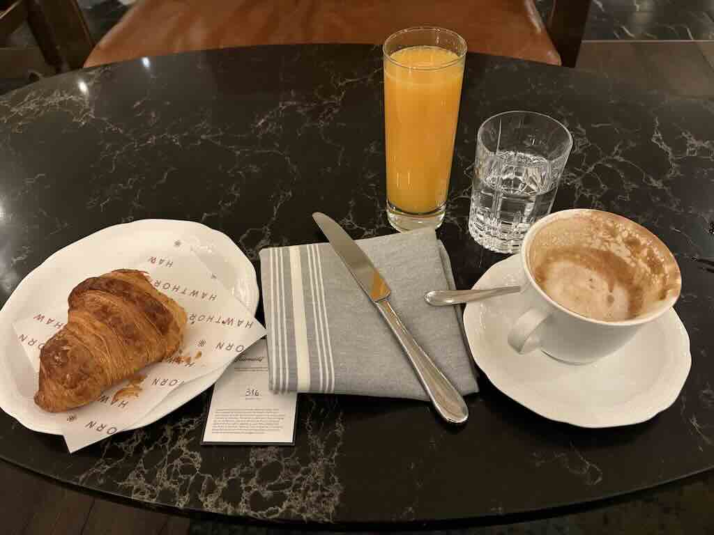 fairmont-calgary-breakfast