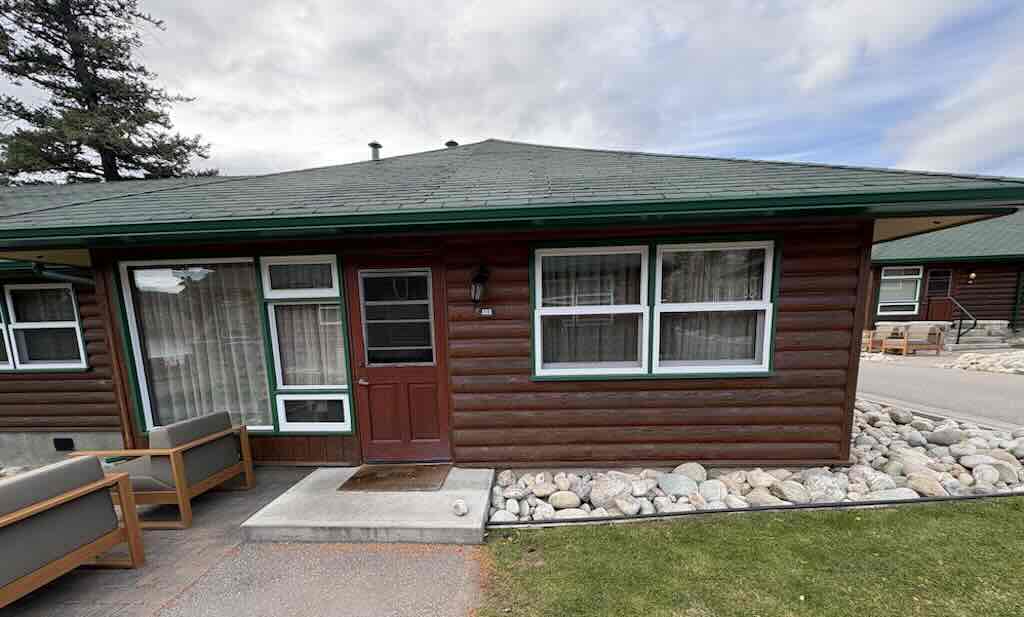 fairmont-jasper-cabin