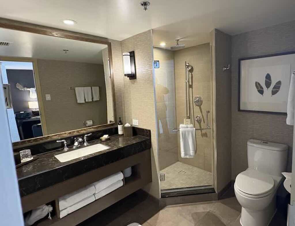 fairmont-whistler-bathroom
