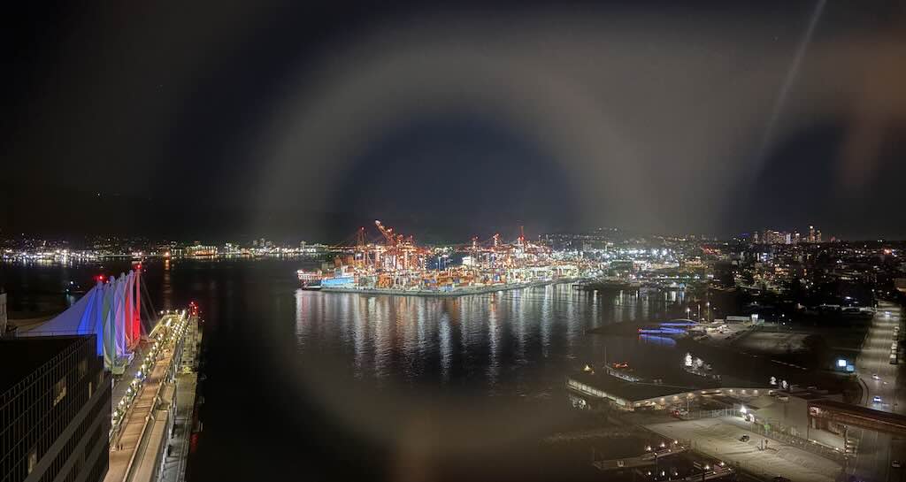 vancouver-fairmont-waterfront-night