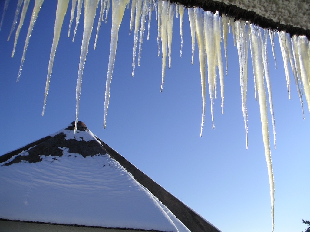 Icicles Thatch